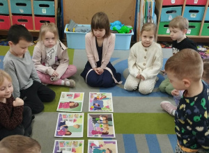 Projekt edukacyjny "Czuciaki" w grupie Krasnoludki. Gniewek.